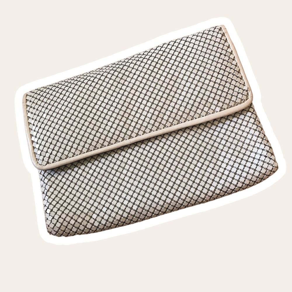Whiting & Davis | Clutch